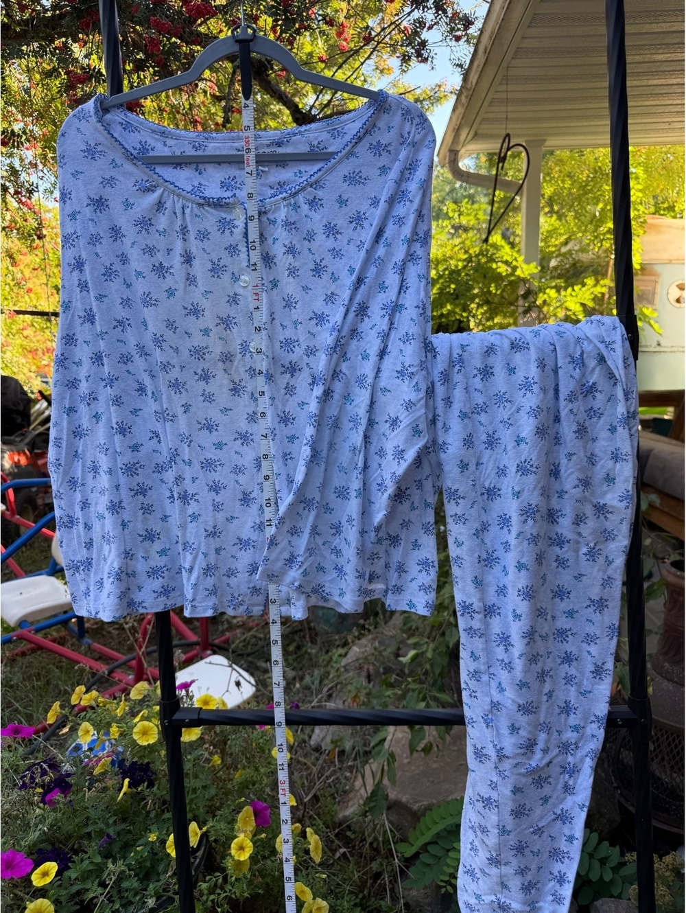 Encore Karen Neuburger Women's 2X Floral Pajama Set